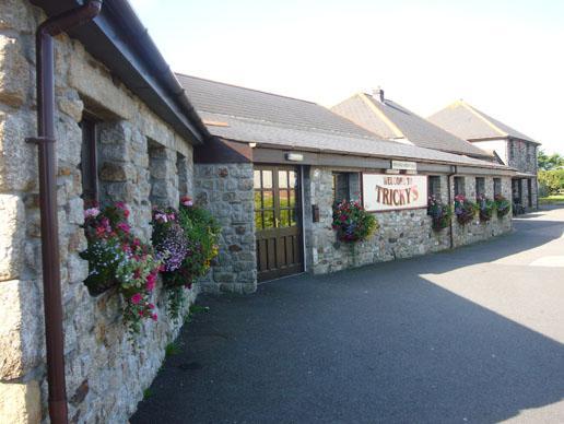 Tricky'S Hotel Redruth Exterior foto